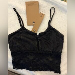 POL Black Washed Sleeveless Cropped Cami Size Small NWT- see pics